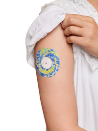 Plaster mocujący do FreeStyle Libre 2, Color Splash, wzór tie-dye na ramieniu