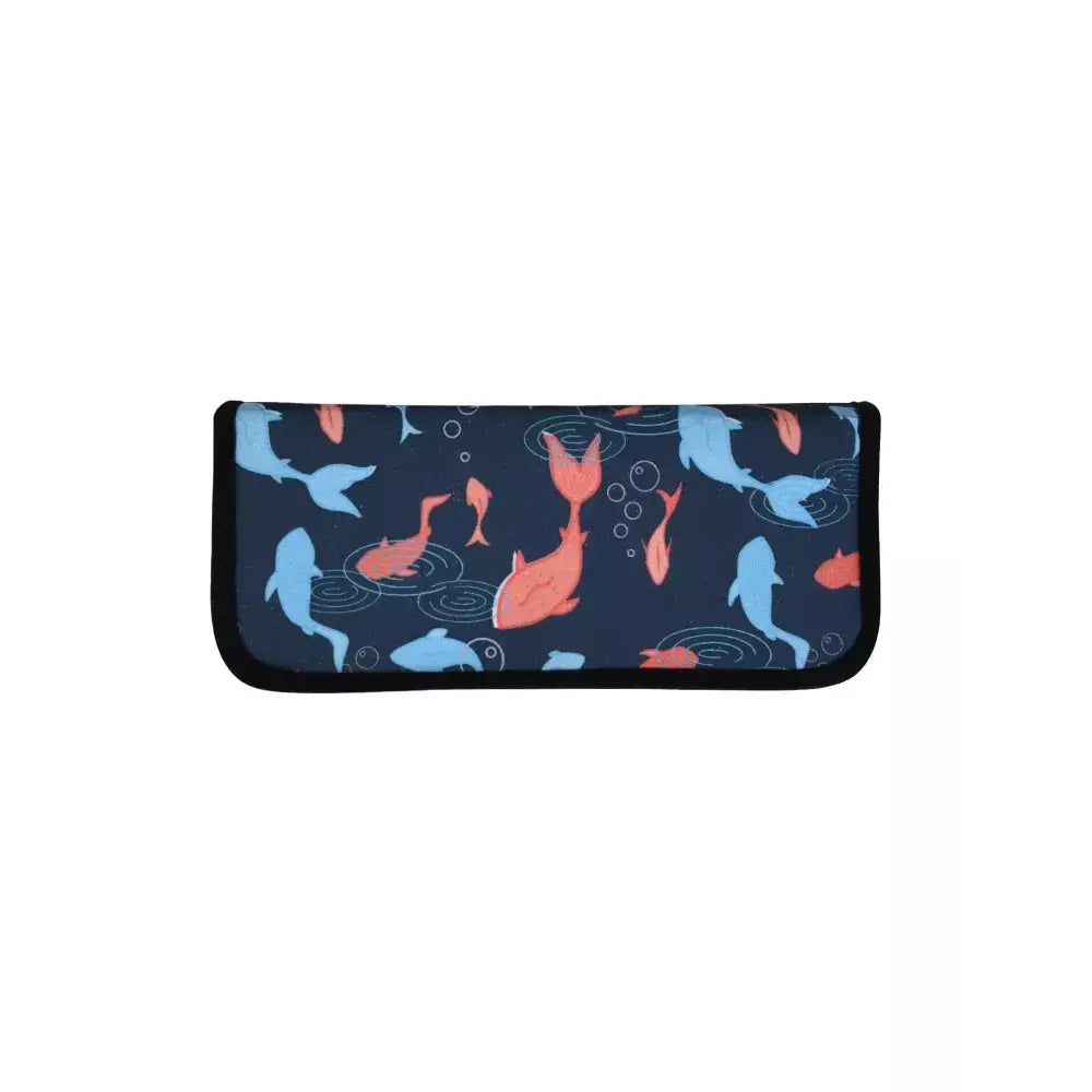 Stylish insulin travel case with whale pattern for pens and glucose meters.