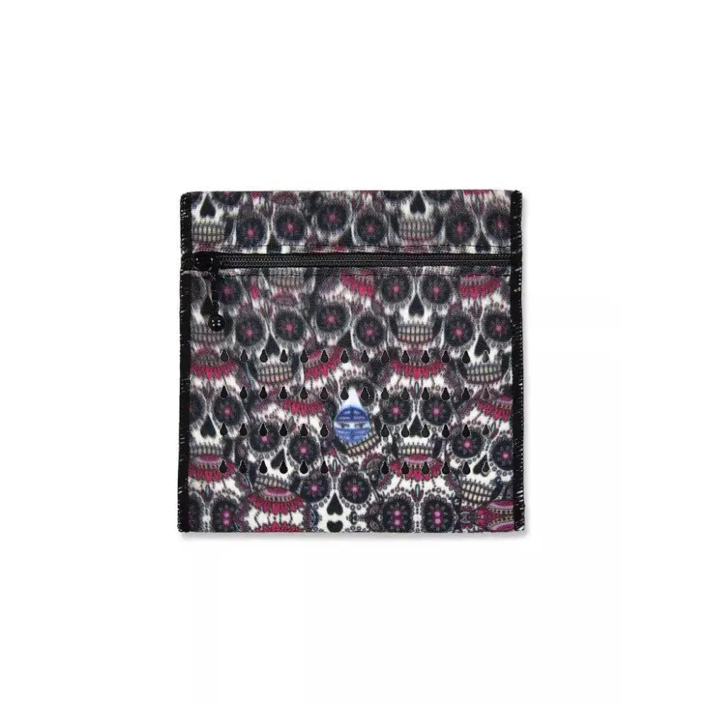 Insulin cooling wallet for kids with skull pattern design, compact and durable, maintains temperature up to 48 hours.
