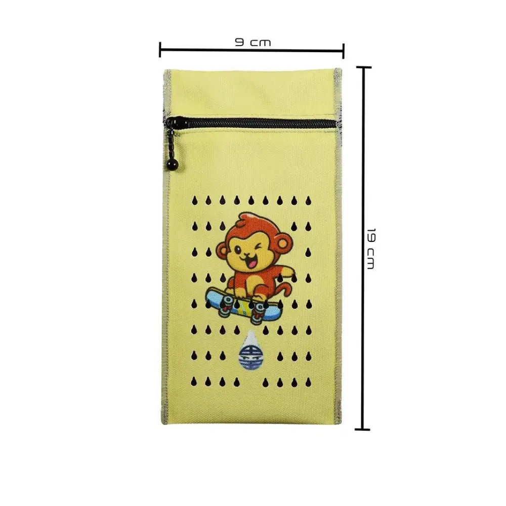 Insulin cooling wallet for kids with playful design, fits 2 insulin pens or vials, size 19.3 x 9.8 cm, keeps insulin cool up to 48 hours.